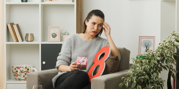 Differentiate Between Menarche and Menopause: Understanding Two Key Stages of a Woman’s Life