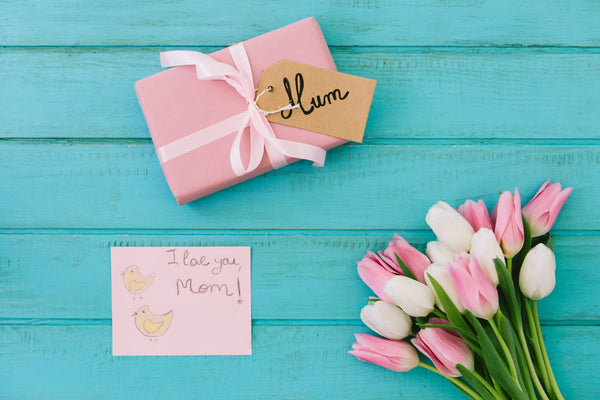 The Ultimate Mother’s Day Gift for Mom: A Thoughtful Wellness Guide by Menoveda