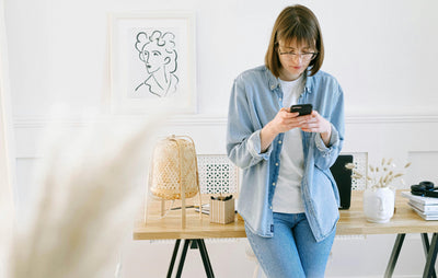 Midlife Women and the Social Media Dilemma: Finding Peace in a Digital Detox